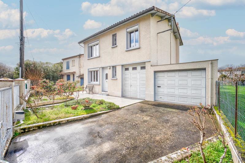 Maison - 100 m² - 5 pièces