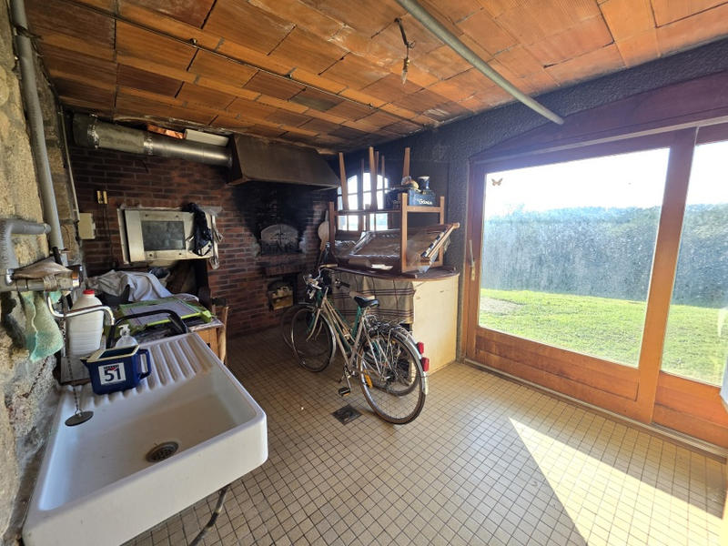 Maison - 254 m² - 8 pièces