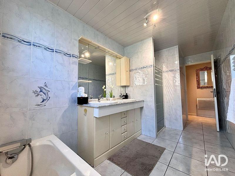 Maison - 106 m² - 4 pièces