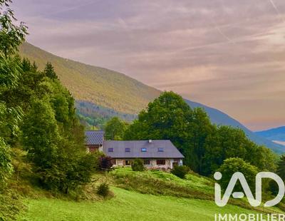 Maison - 128 m² - 4 pièces