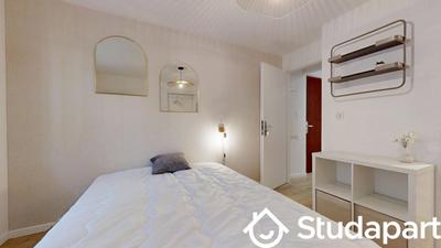 Chambre - 11 m² - 1 pièce