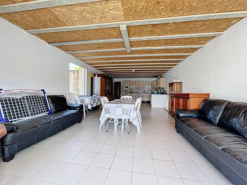 Villa - 407 m² - 13 pièces