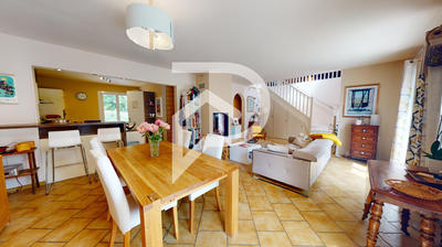 Maison - 150 m² - 7 pièces