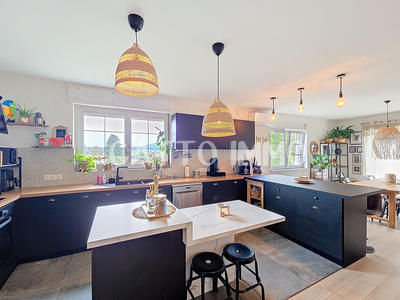 Maison - 130 m² - 4 pièces