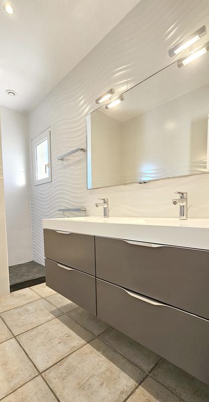 Villa - 137 m² - 5 pièces