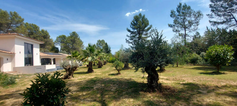 Villa - 250 m² - 6 pièces