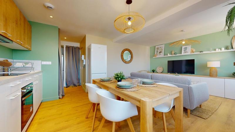 Appartement - 77 m² - 5 pièces