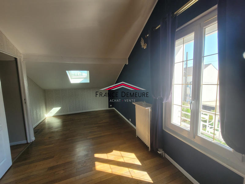 Maison - 91 m² - 5 pièces