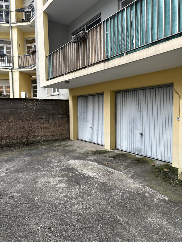 Parking / Garage - 14 m²