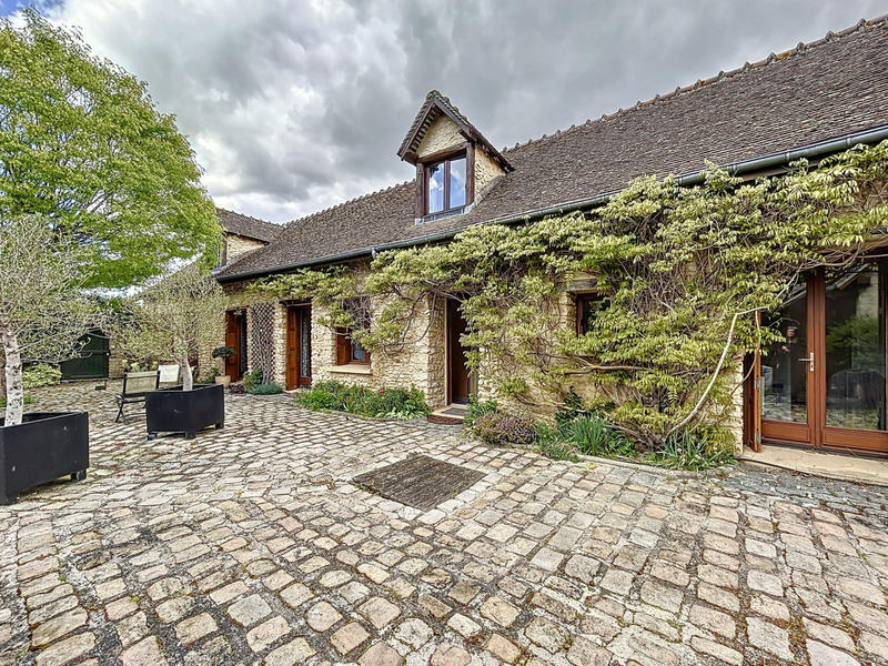 Maison - 164 m² - 6 pièces