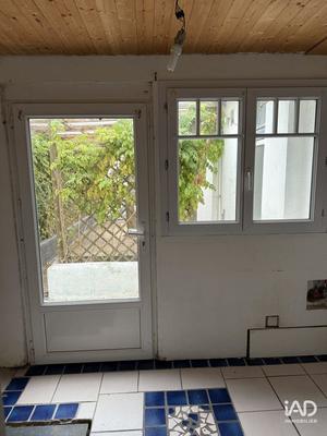 Local commercial - 75 m² - 4 pièces