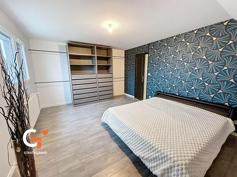 Maison - 205 m² - 7 pièces