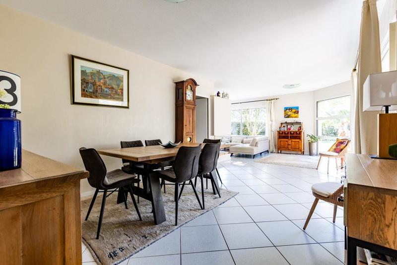 Maison - 161 m² - 6 pièces