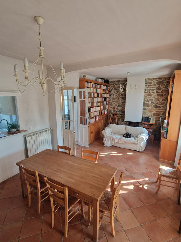 Maison - 101 m² - 5 pièces