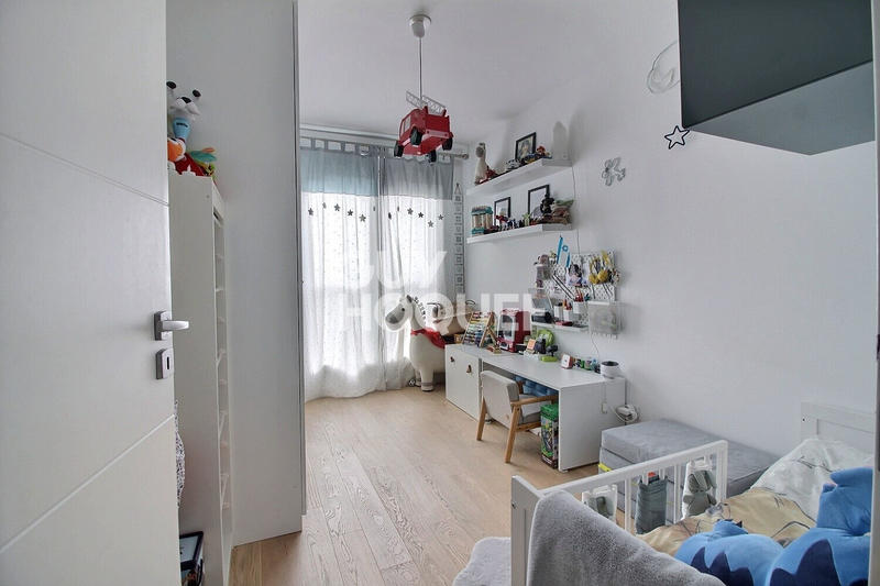 Appartement - 91 m² - 4 pièces