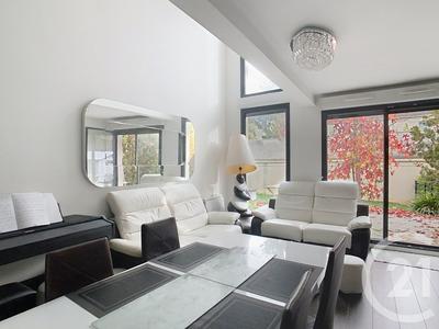 Maison - 96 m² - 5 pièces