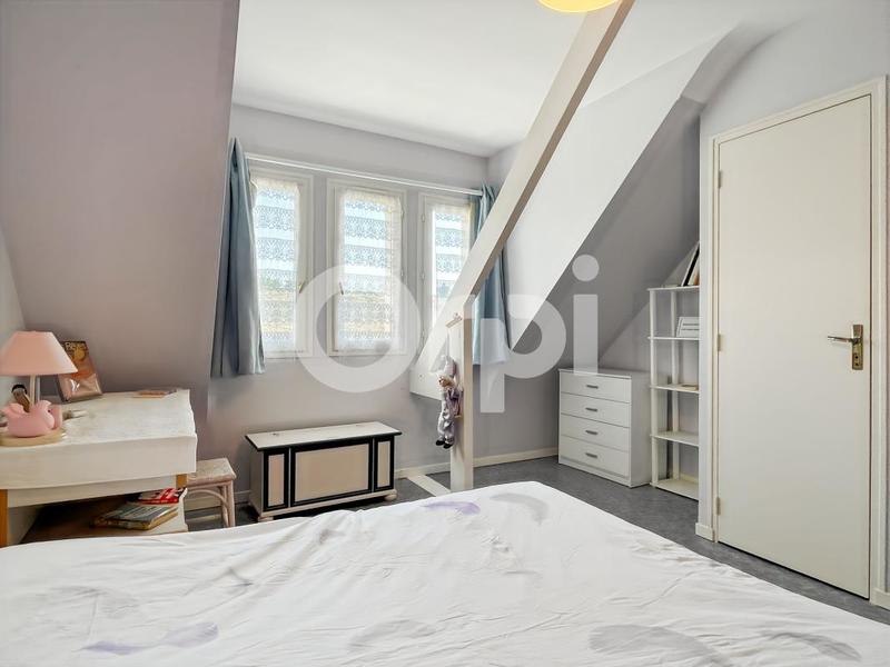 Propriété - 308 m² - 9 pièces