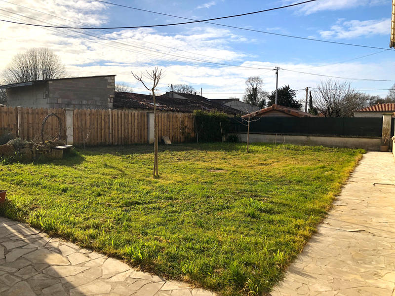 Maison - 205 m² - 9 pièces