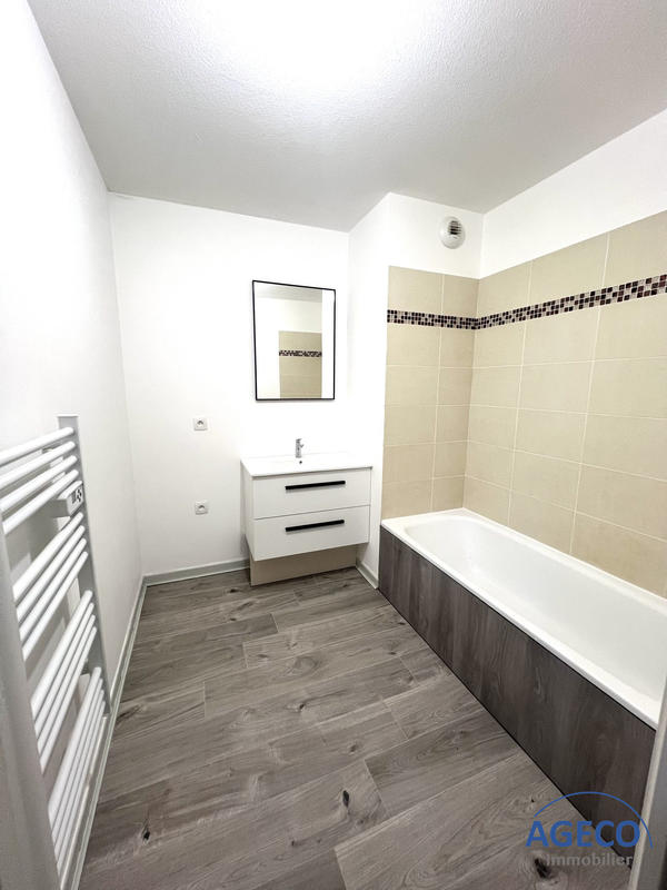 Appartement - 63 m² - 3 pièces