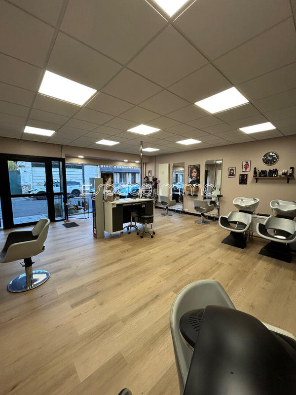 Fonds de commerce - 70 m²