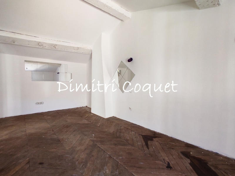 Maison - 90 m² - 3 pièces