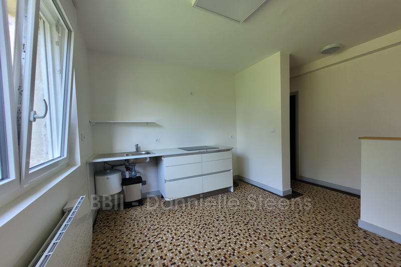 Appartement - 80 m² - 3 pièces