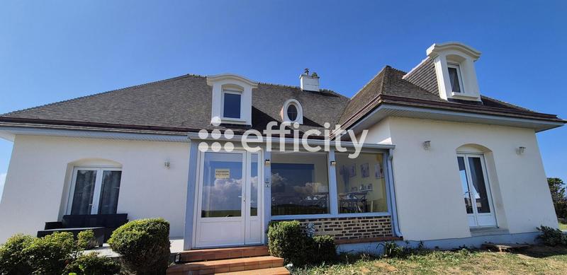 Maison - 310 m² - 13 pièces