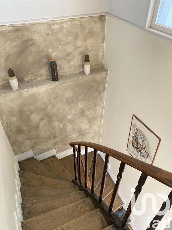 Maison - 182 m² - 7 pièces