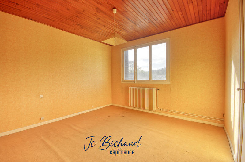 Maison - 254 m² - 6 pièces