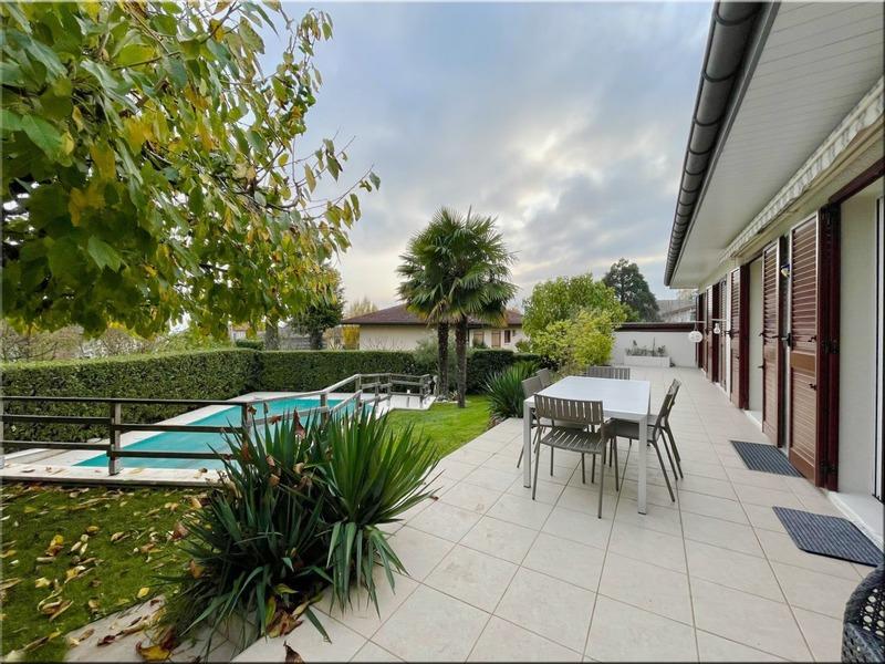 Maison - 152 m² - 6 pièces