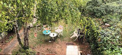 Maison jumelée - 92 m² - 4 pièces