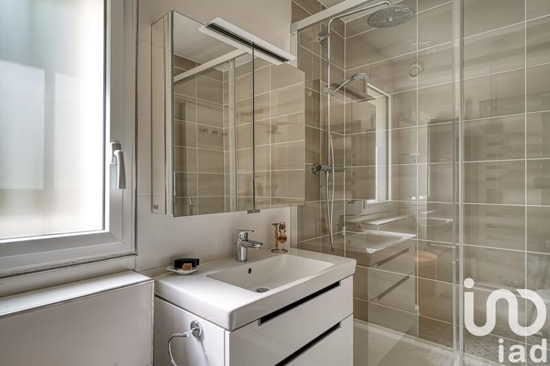 Appartement - 99 m² - 4 pièces