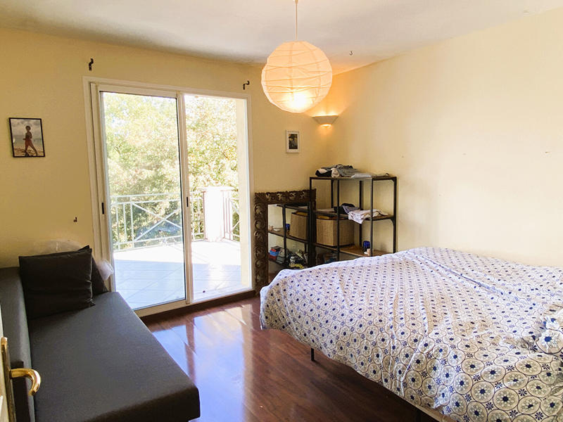 Villa - 234 m² - 6 pièces