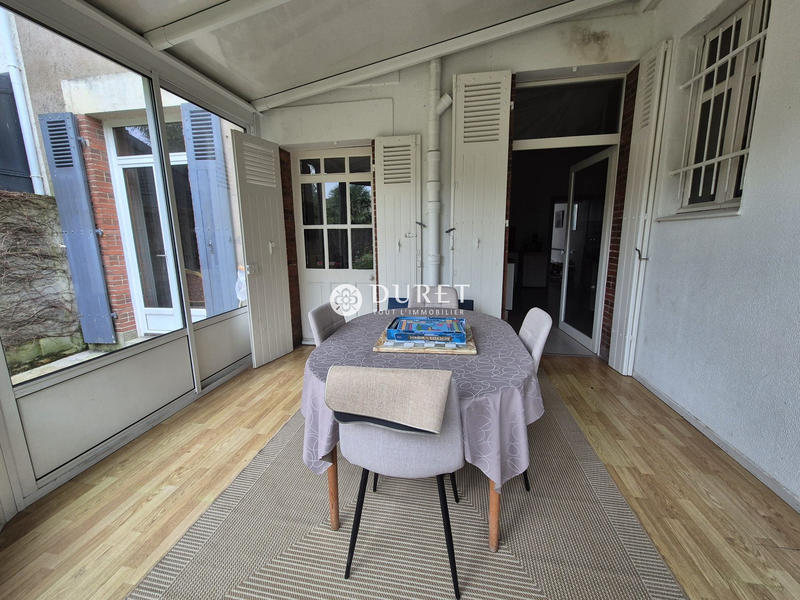 Maison - 251 m² - 11 pièces