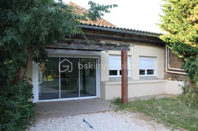 Maison - 350 m² - 15 pièces