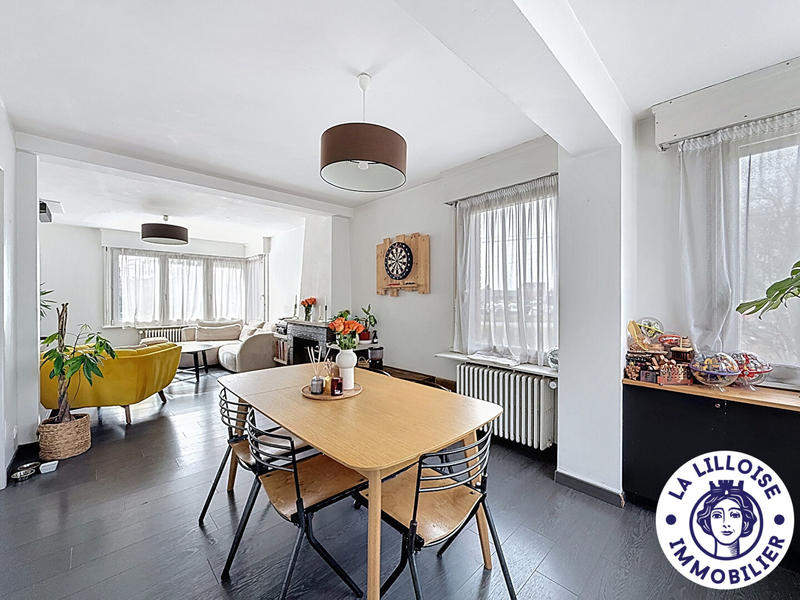 Maison - 95 m² - 5 pièces