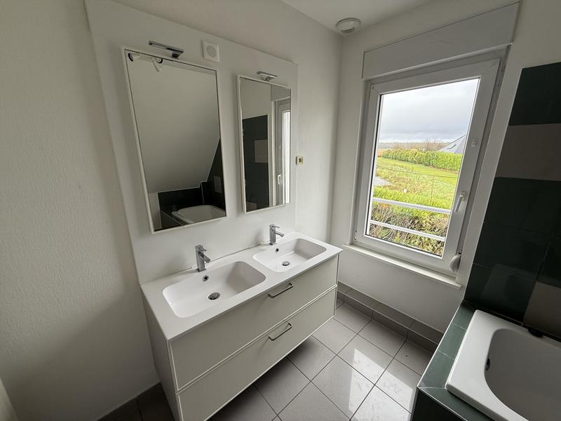 Maison - 102 m² - 5 pièces