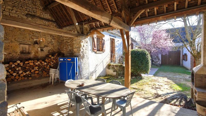 Maison - 221 m² - 11 pièces