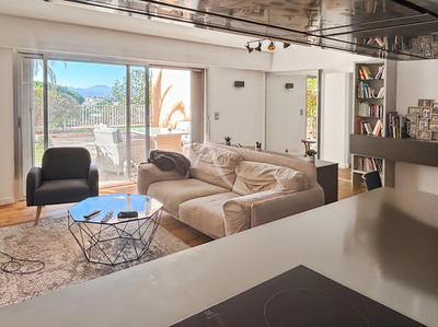 Appartement - 82 m² - 4 pièces