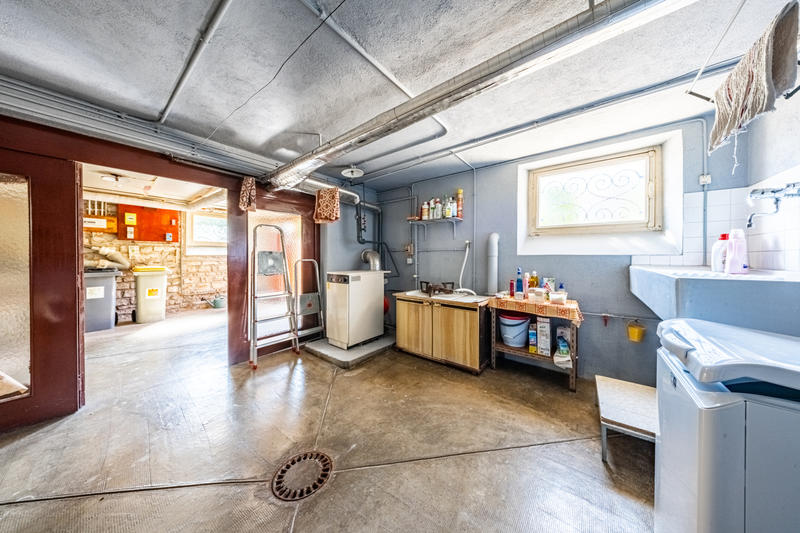 Maison - 95 m² - 5 pièces