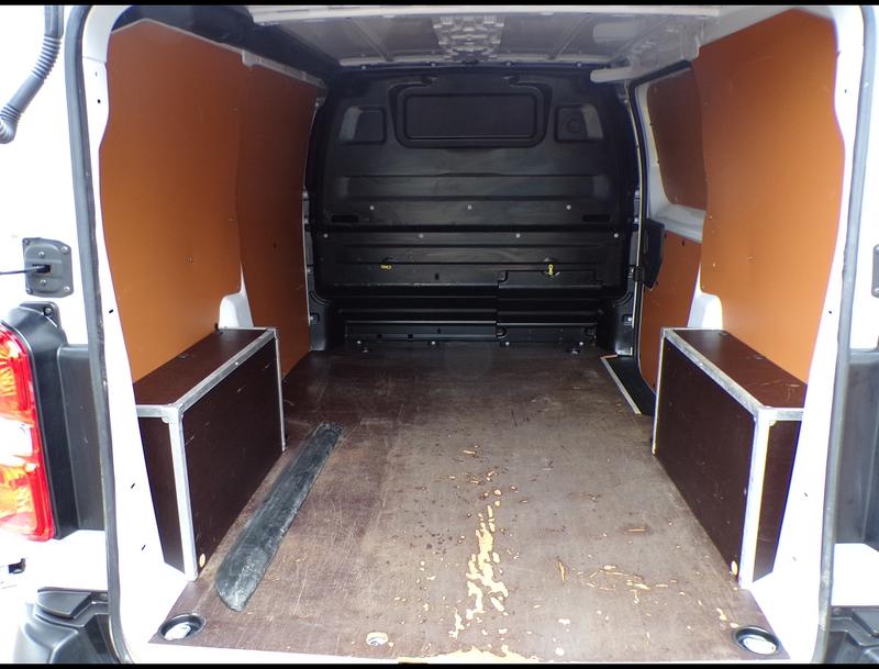 Peugeot Expert Bhdi 145 Asphalt Eat8