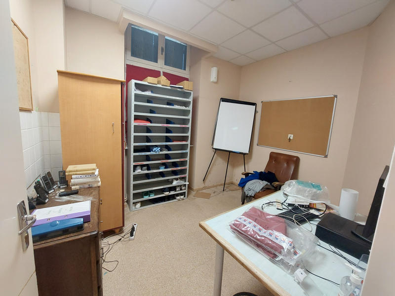 Maison - 1 083 m² - 44 pièces