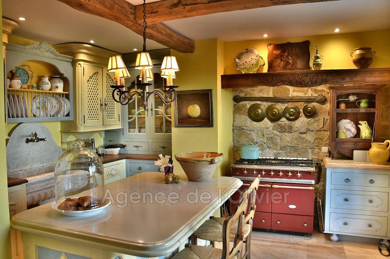 Villa - 235 m² - 5 pièces