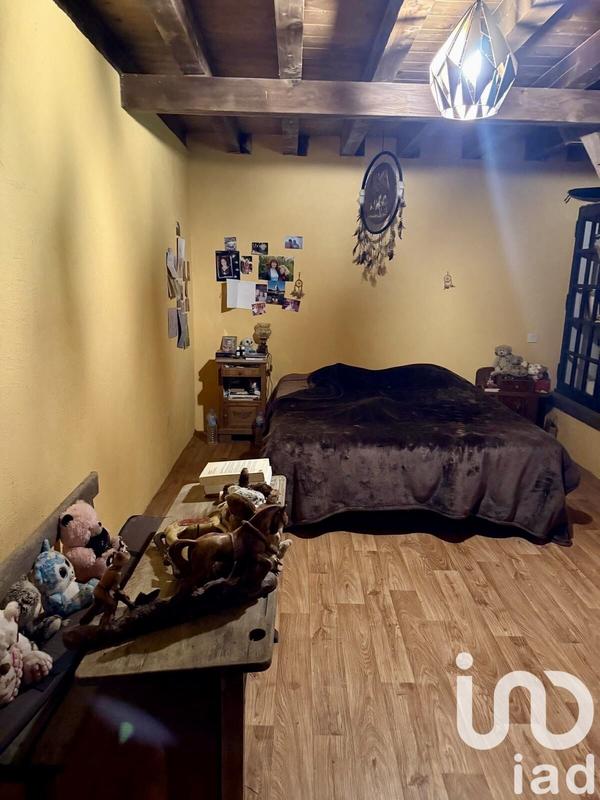 Maison - 236 m² - 5 pièces