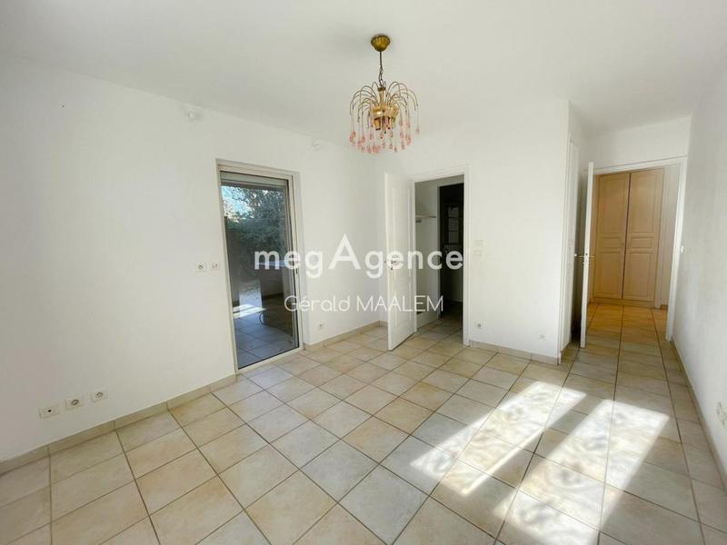 Appartement - 93 m² - 3 pièces