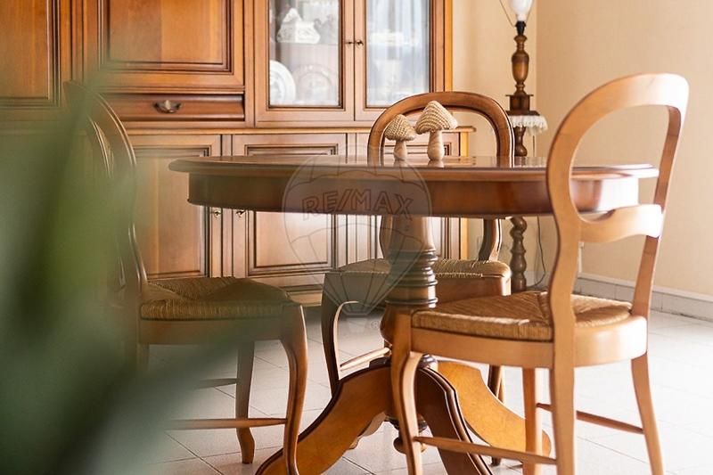 Appartement - 85 m² - 4 pièces