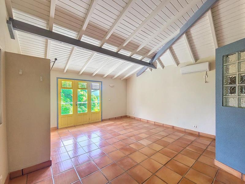 Maison - 185 m² - 6 pièces