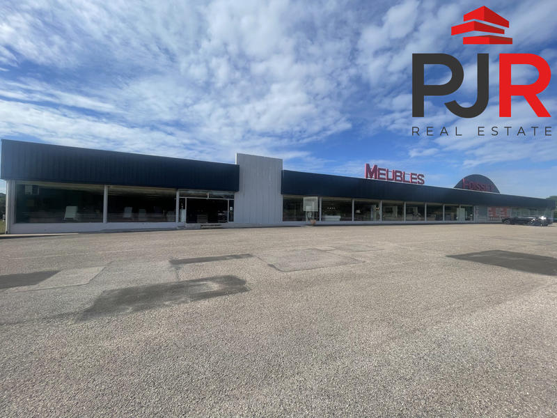 Local commercial - 3 000 m²