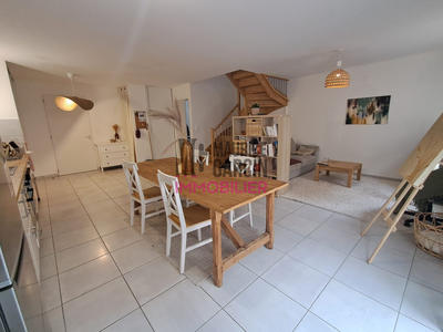 Maison - 87 m² - 4 pièces