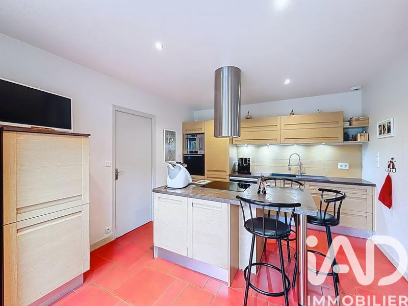 Maison - 185 m² - 6 pièces